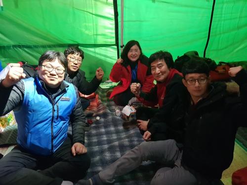 행정안전부 규탄 천막철야농성 투쟁..